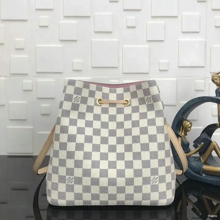 Bags 19T1L0499 LV 0623
